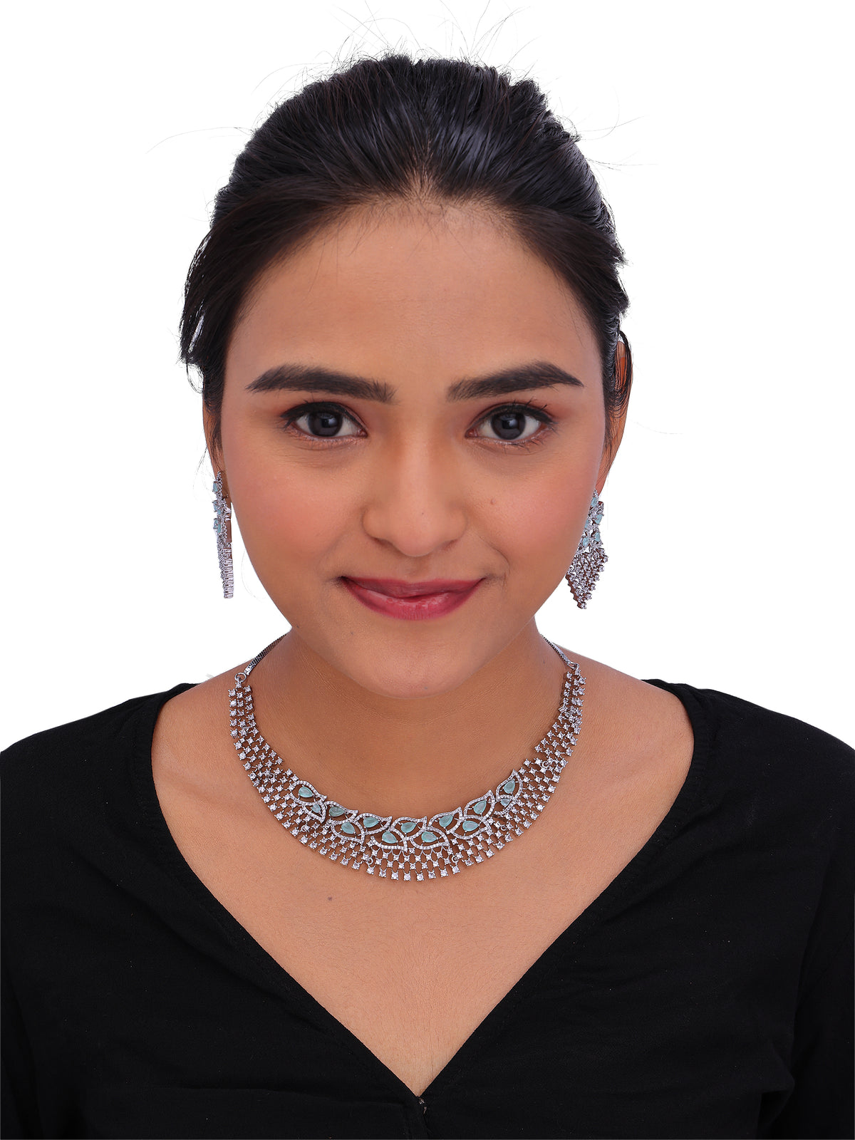 Elegant Silver-Tone Necklace & Earrings Set for Women.