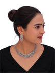 Elegant Silver-Tone Necklace & Earrings Set for Women.