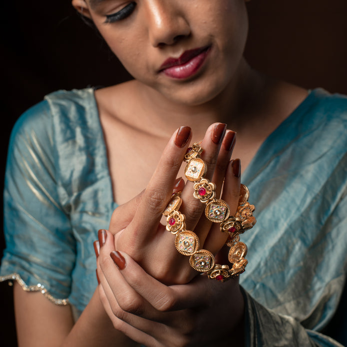 Ratnavalli Panel Link Bangles