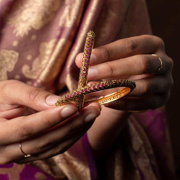 Manikya Charm Bangle Set