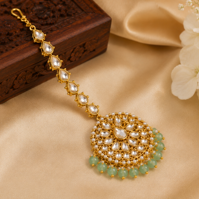 Royal Kundan Mangtikka