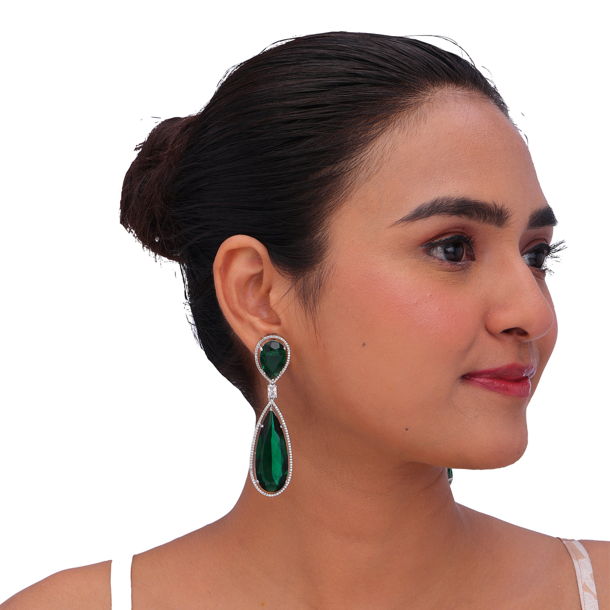 Emerald Teardrop Dangle Earing