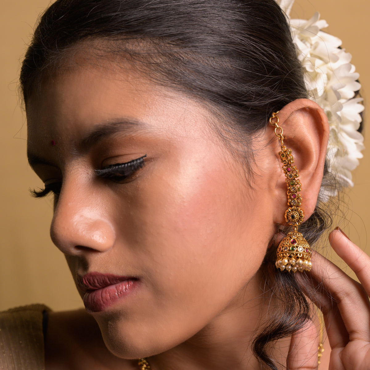 Gulnaar Bloom Chain Jhumka