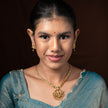 Rajeshwari Ratna Necklace Set